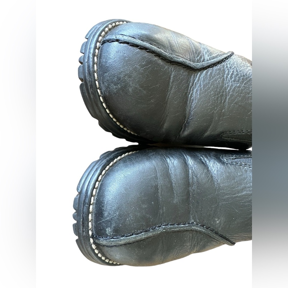 UGGS Classic Womens 6 Black Leather Clogs Shoes B17 - Picture 6 of 8